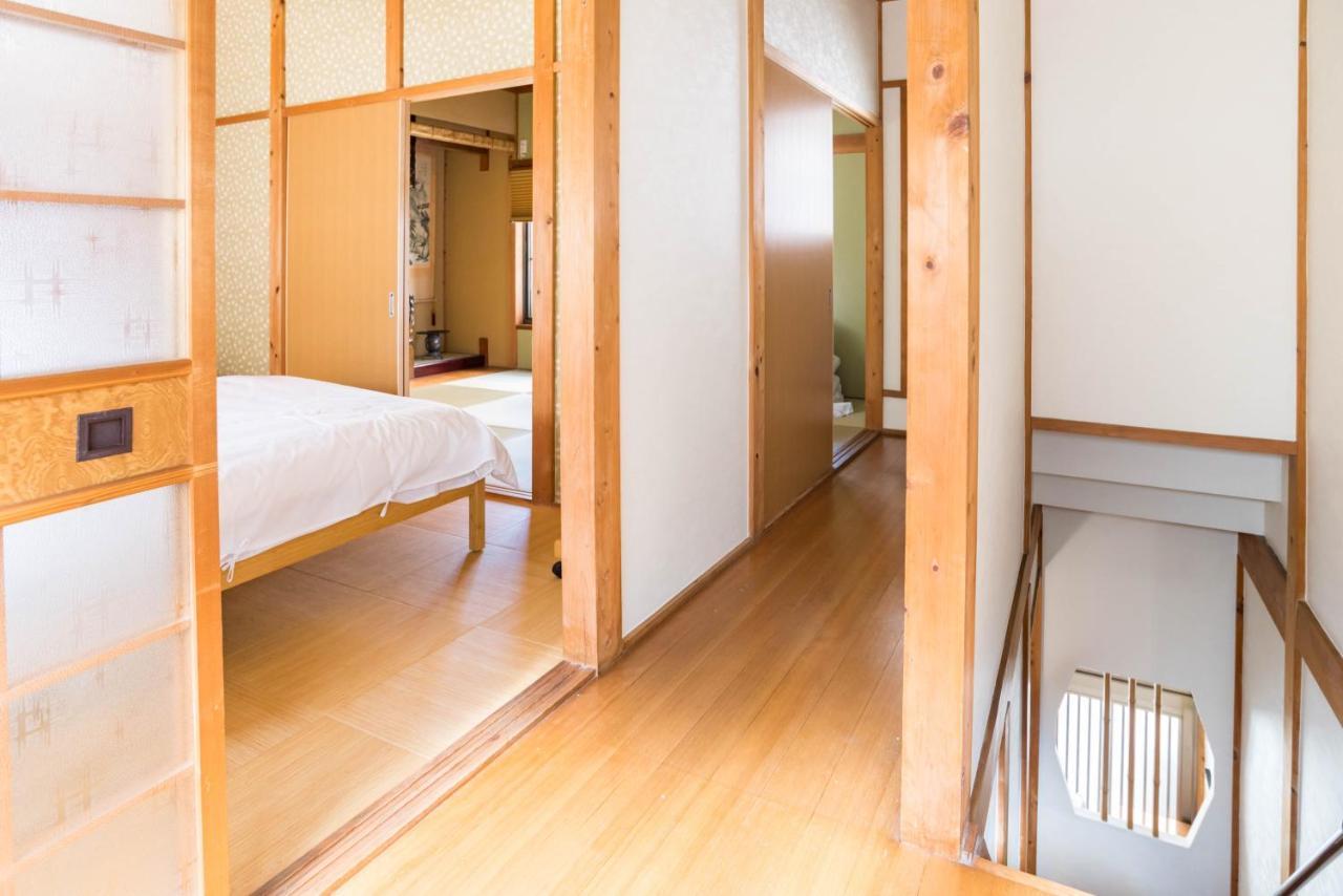 Villa Tino Kawara Ōsaka Exterior foto